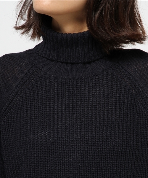 BEAMS LIGHTS Women's(ビームスライツ ウィメンズ)の「BEAMS LIGHTS / あぜ編みラグラン タートルネックプルオーバー(ニット/セーター・レディース・オフホワイト/グレー/ネイビー・FREE)」の8枚目の写真