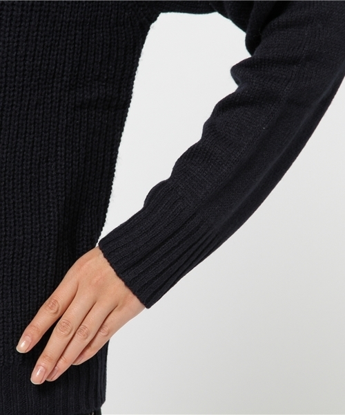 BEAMS LIGHTS Women's(ビームスライツ ウィメンズ)の「BEAMS LIGHTS / あぜ編みラグラン タートルネックプルオーバー(ニット/セーター・レディース・オフホワイト/グレー/ネイビー・FREE)」の9枚目の写真