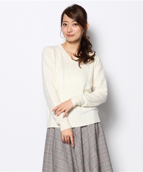 Chico(チコ)の「ナイロンアンゴラVニット(ニット/セーター・レディース・グレー/ホワイト/レッド/ミント/ネイビー・FREE)」の10枚目の写真