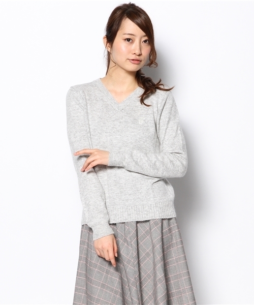 Chico(チコ)の「ナイロンアンゴラVニット(ニット/セーター・レディース・グレー/ホワイト/レッド/ミント/ネイビー・FREE)」の12枚目の写真