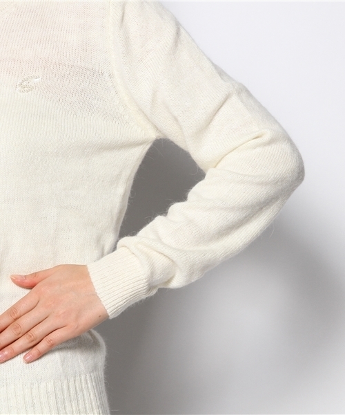 Chico(チコ)の「ナイロンアンゴラVニット(ニット/セーター・レディース・グレー/ホワイト/レッド/ミント/ネイビー・FREE)」の18枚目の写真