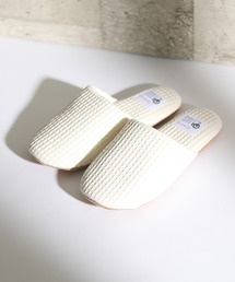 LBC（エルビーシー）の「【洗濯機で丸洗い】YORI ソフトワッフルスリッパ M（ルームシューズ/スリッパ）」