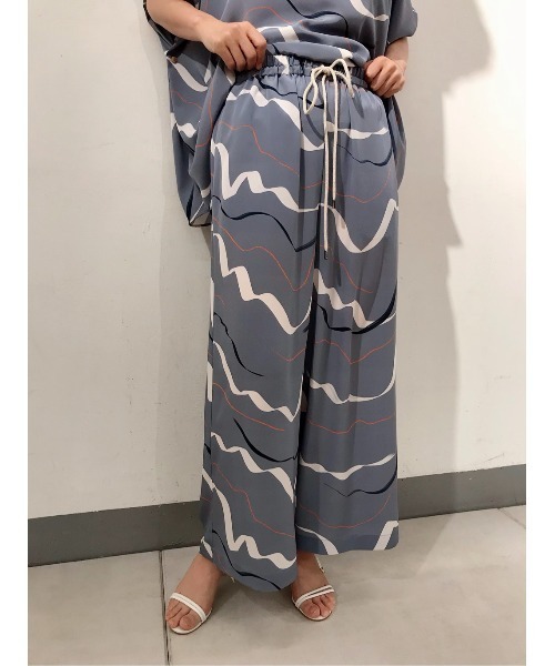 BEARDSLEY（ビアズリー）の「波柄ワイドパンツ（その他パンツ・レディース・ブルー/ブラウン・FREE）」の14枚目の写真