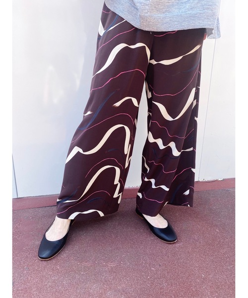 BEARDSLEY（ビアズリー）の「波柄ワイドパンツ（その他パンツ・レディース・ブルー/ブラウン・FREE）」の6枚目の写真