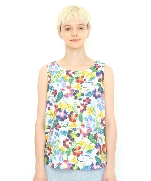 Design Tshirts Store graniph（デザイン　ティーシャツ　ストア　グラニフ）の「ハンマードプランツ | 総柄タンクトップ(オフホワイト)（タンクトップ・レディース・オフホワイト・FREE）」の6枚目の写真