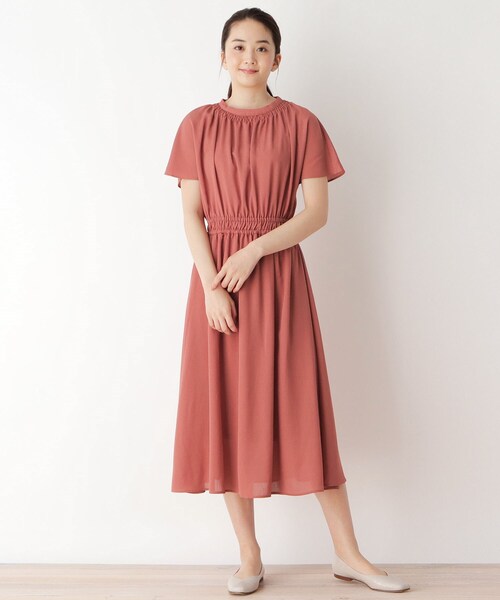 pink adobe（ピンクアドベ）の「◆【EC限定】【M-3L】楊柳シャーリングフレアワンピース（ワンピース・レディース・ネイビー系5/ブルー系7/オレンジ系9・44/40/38/42）」の10枚目の写真