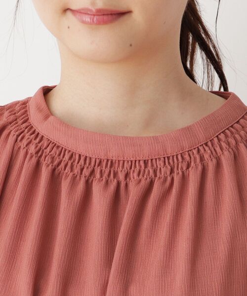 pink adobe（ピンクアドベ）の「◆【EC限定】【M-3L】楊柳シャーリングフレアワンピース（ワンピース・レディース・ネイビー系5/ブルー系7/オレンジ系9・44/40/38/42）」の12枚目の写真