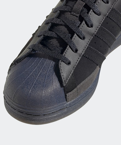 adidas（アディダス）の「スーパースター [Superstar] アディダスオリジナルス（スニーカー・メンズ・ブラック系その他/ホワイト系その他・22.5cm/23.5cm/24.5cm/25.5cm/26.5cm/27.5cm/28.5cm/23.0cm/24.0cm/25.0cm/26.0cm/27.0cm/28.0cm/29.0cm/22.0cm）」の4枚目の写真