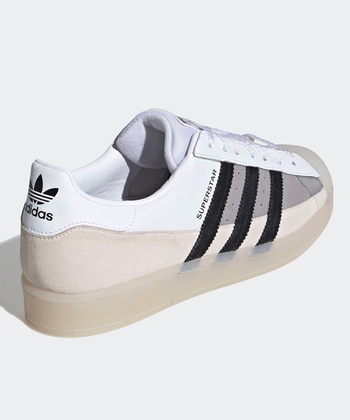 adidas（アディダス）の「スーパースター [Superstar] アディダスオリジナルス（スニーカー・メンズ・ブラック系その他/ホワイト系その他・22.5cm/23.5cm/24.5cm/25.5cm/26.5cm/27.5cm/28.5cm/23.0cm/24.0cm/25.0cm/26.0cm/27.0cm/28.0cm/29.0cm/22.0cm）」の21枚目の写真
