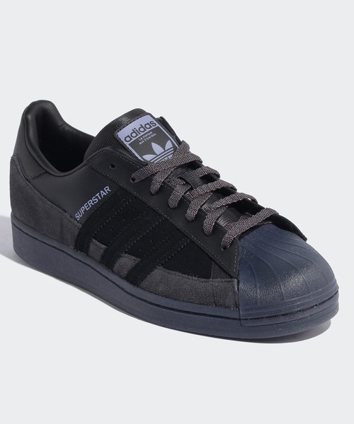 adidas（アディダス）の「スーパースター [Superstar] アディダスオリジナルス（スニーカー・メンズ・ブラック系その他/ホワイト系その他・22.5cm/23.5cm/24.5cm/25.5cm/26.5cm/27.5cm/28.5cm/23.0cm/24.0cm/25.0cm/26.0cm/27.0cm/28.0cm/29.0cm/22.0cm）」の11枚目の写真