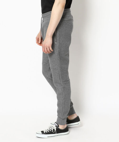 BALR.（ボーラー）の「BALR./ボーラー/Q-SERIES SLIM CLASSIC SW/スリム　クラシックスウェットパンツ/正規商品（その他パンツ・メンズ・ブラック/チャコール/レッド・SMALL/MEDIUM/LARGE/X-SMALL）」の6枚目の写真