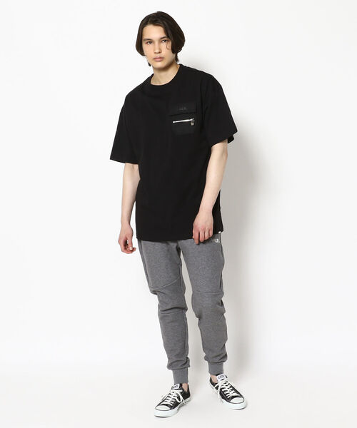 BALR.（ボーラー）の「BALR./ボーラー/Q-SERIES SLIM CLASSIC SW/スリム　クラシックスウェットパンツ/正規商品（その他パンツ・メンズ・ブラック/チャコール/レッド・SMALL/MEDIUM/LARGE/X-SMALL）」の21枚目の写真