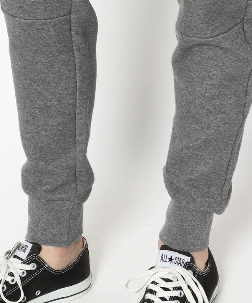 BALR.（ボーラー）の「BALR./ボーラー/Q-SERIES SLIM CLASSIC SW/スリム　クラシックスウェットパンツ/正規商品（その他パンツ・メンズ・ブラック/チャコール/レッド・SMALL/MEDIUM/LARGE/X-SMALL）」の14枚目の写真