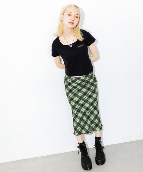X-girl（エックスガール）の「SQUARE NECK BABY TEE（Tシャツ/カットソー・レディース・ライトグリーン/ブラック/ホワイト・M/S）」の9枚目の写真