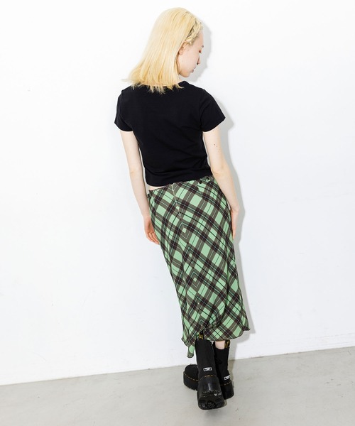 X-girl（エックスガール）の「SQUARE NECK BABY TEE（Tシャツ/カットソー・レディース・ライトグリーン/ブラック/ホワイト・M/S）」の21枚目の写真