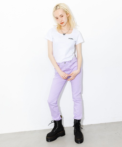 X-girl（エックスガール）の「SQUARE NECK BABY TEE（Tシャツ/カットソー・レディース・ライトグリーン/ブラック/ホワイト・M/S）」の7枚目の写真
