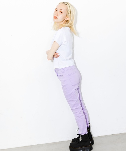 X-girl（エックスガール）の「SQUARE NECK BABY TEE（Tシャツ/カットソー・レディース・ライトグリーン/ブラック/ホワイト・M/S）」の13枚目の写真