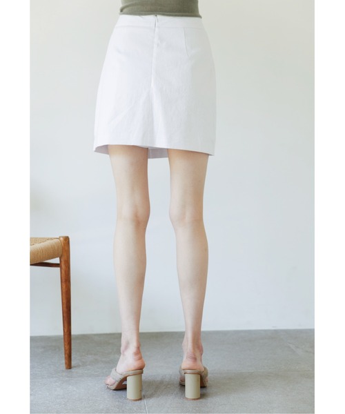 ALEXIA STAM(アリシアスタン)の「【SWELL 01号掲載】 Wrap Slit Shorts/ラップスリットショーツ(その他パンツ・レディース・ホワイト/チャコールグレー/ベージュ・S/M)」の9枚目の写真