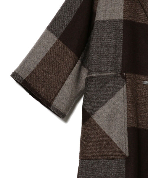 LONDON TRADITION（ロンドントラディション）の「LONDON TRADITION × International Gallery BEAMS / 別注 ダブルフェイス チェック オーバーコート（その他アウター・メンズ・レッド/ブラウン系その他3・34/36）」の4枚目の写真