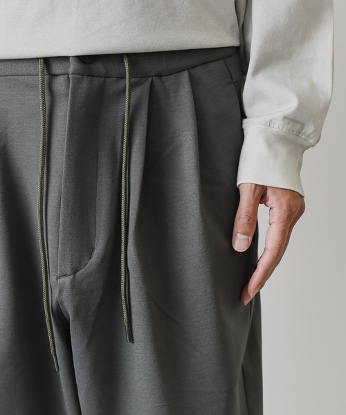 ATTACHMENT（アタッチメント）の「COMPRESSED PONTE JERSEY TWO PLEATS TAPERED FIT EASY PANTS（スラックス・メンズ・ブラック/グレー系その他・1/2/3）」の15枚目の写真