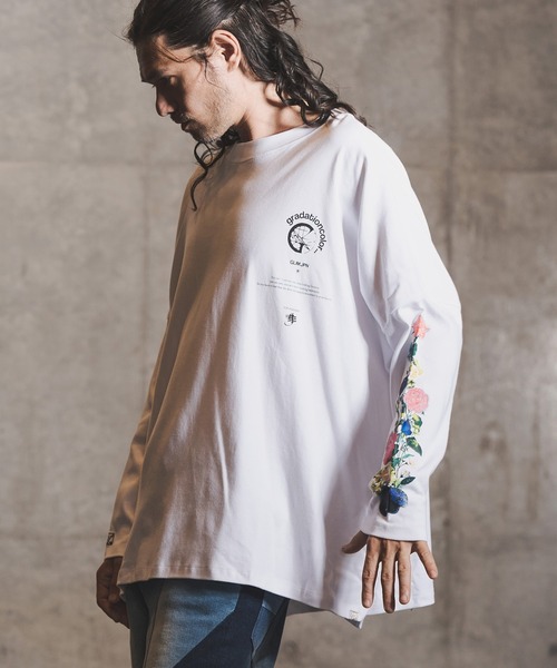 GLIMCLAP(グリムクラップ)の「mlt3499-Printed design long sleeves T-shirt Tシャツ(Tシャツ/カットソー・メンズ・ホワイト/ブラック・S/L/M)」の4枚目の写真