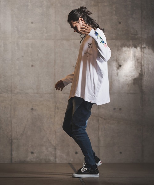 GLIMCLAP(グリムクラップ)の「mlt3499-Printed design long sleeves T-shirt Tシャツ(Tシャツ/カットソー・メンズ・ホワイト/ブラック・S/L/M)」の9枚目の写真