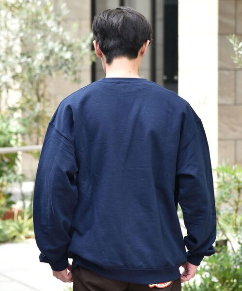 SHIPS（シップス）の「THE NITTY GRITTY ARCHIVE CITY: カレッジ ロゴ スウェット（スウェット・メンズ・ライトグレー/ライトホワイト/ネイビー・MEDIUM/LARGE/X-LARGE）」の10枚目の写真