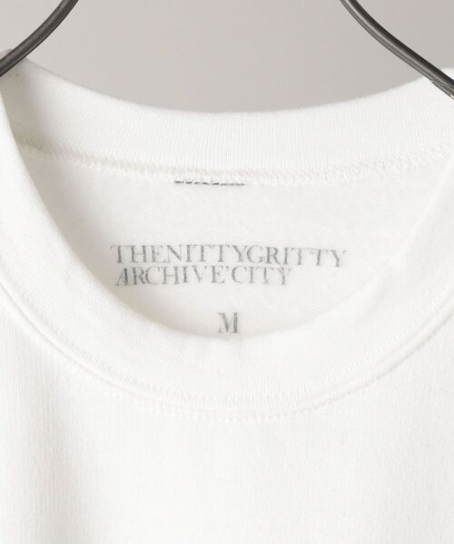 SHIPS（シップス）の「THE NITTY GRITTY ARCHIVE CITY: カレッジ ロゴ スウェット（スウェット・メンズ・ライトグレー/ライトホワイト/ネイビー・MEDIUM/LARGE/X-LARGE）」の16枚目の写真