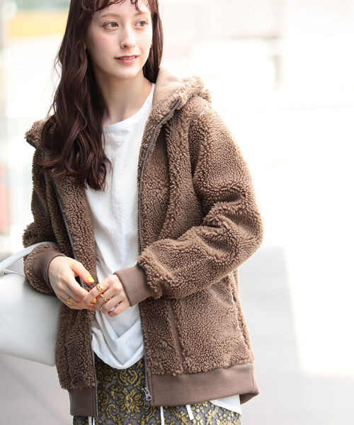 Ray BEAMS（レイビームス）の「GYMPHLEX / ボア ジップ フーディ（パーカー・レディース・ブラウン/シルバー・14/16）」の15枚目の写真