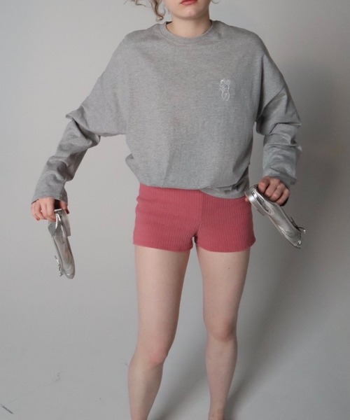 epine（エピヌ）の「pinup girl long tee（Tシャツ/カットソー・レディース・ホワイト/グレー・FREE）」の16枚目の写真