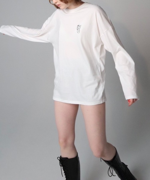 epine（エピヌ）の「pinup girl long tee（Tシャツ/カットソー・レディース・ホワイト/グレー・FREE）」の22枚目の写真