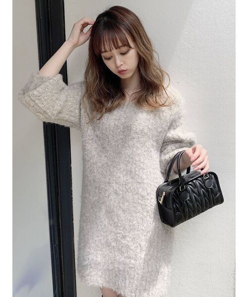 dazzlin（ダズリン）の「シュガーニットチュニック（チュニック・レディース・ベージュ/グレー/ピンク/ブルー・FREE）」の5枚目の写真