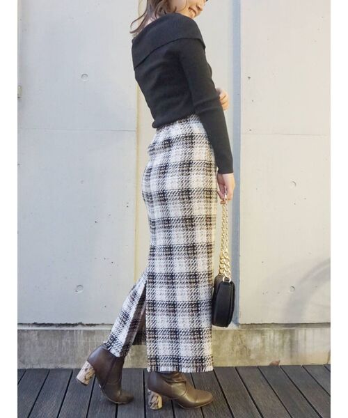 MERCURYDUO(マーキュリーデュオ)の「セーラーカラーオフショル2WAYニット(ニット/セーター・レディース・オフホワイト/ブラック/ミント/ピンク・FREE)」の11枚目の写真