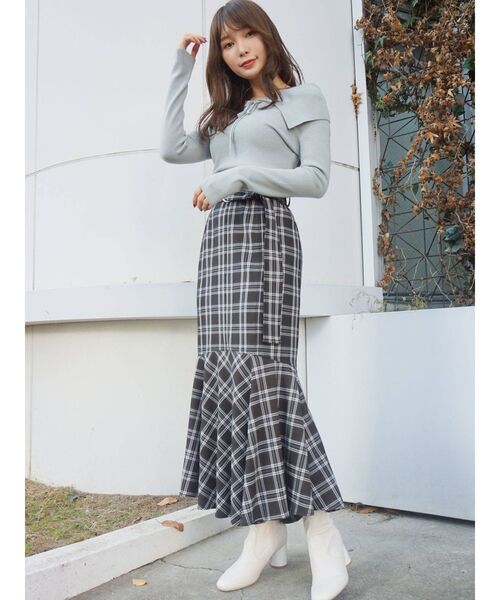 MERCURYDUO(マーキュリーデュオ)の「セーラーカラーオフショル2WAYニット(ニット/セーター・レディース・オフホワイト/ブラック/ミント/ピンク・FREE)」の9枚目の写真