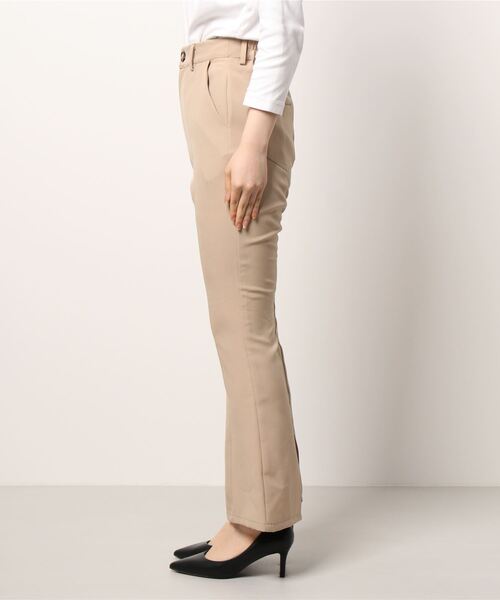 archives（アルシーヴ）の「バックスリットフレアパンツ（その他パンツ・レディース・ブラック/ベージュ/グリーン/マスタード・MEDIUM）」の5枚目の写真