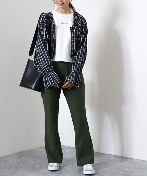 archives（アルシーヴ）の「バックスリットフレアパンツ（その他パンツ・レディース・ブラック/ベージュ/グリーン/マスタード・MEDIUM）」の18枚目の写真