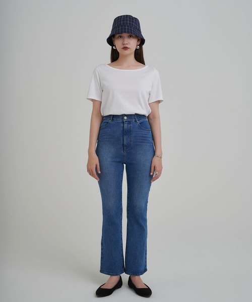 TINA:JOJUN(ティーナジョジュン)の「ブーツカット デニム TINA:JOJUN(デニムパンツ・レディース・ライトブルー/ブルー/インディゴブルー/ブラック・XS/S/M)」の22枚目の写真