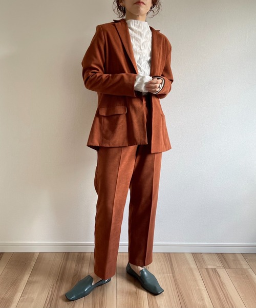 wee9s(ウィークス)の「petit high neck wave knit tops / シワ加工でアイロン不要なプチハイネッククリンクルニットブラウス(シャツ/ブラウス・レディース・ホワイト/ブラック/ベージュ/チャコール・FREE)」の18枚目の写真
