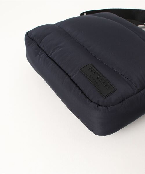 Ted Baker（テッドベーカー）の「CHUPP pufferシリーズ ナイロン メッセンジャーバッグ(プレーン)（ショルダーバッグ）」 WEAR