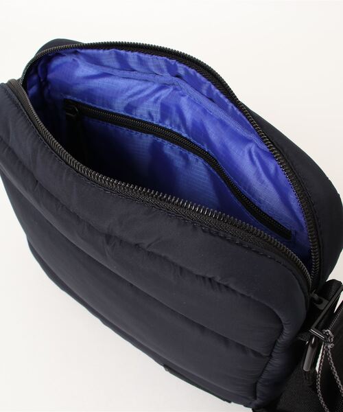 Ted Baker（テッドベーカー）の「CHUPP pufferシリーズ ナイロン メッセンジャーバッグ(プレーン)（ショルダーバッグ）」 WEAR
