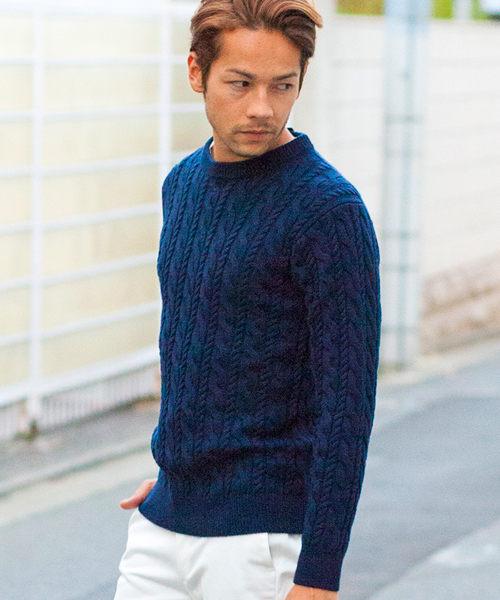 BEAUTY&YOUTH UNITED ARROWS（ビューティーアンドユースユナイテッドアローズ）の「BY ノーブル ケーブル ニット ◆（ニット/セーター・メンズ・ネイビー/ホワイト/グレー/レッド・SMALL/LARGE/X-LARGE/MEDIUM）」の3枚目の写真