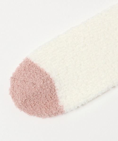 LAKOLE(ラコレ)の「ライン柄ショートルームソックス / 216586(ソックス/靴下・レディース・ベージュ/ピンク/グリーン/チャコール・MEDIUM/LARGE)」の6枚目の写真