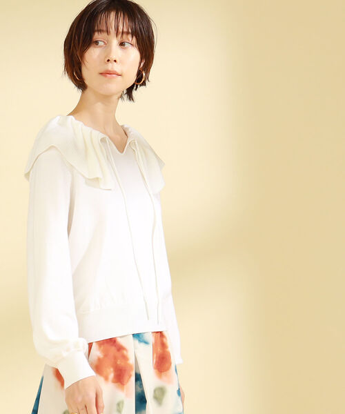 Ray BEAMS(レイビームス)の「Ray BEAMS / フリル ビッグカラー プルオーバー(ニット/セーター・レディース・ブラック/オフホワイト・ONE SIZE)」の3枚目の写真