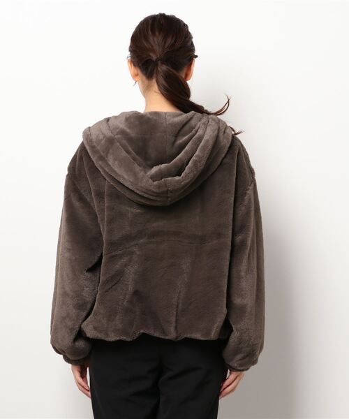 prose verse（プロズヴェール）の「《ZOZO限定》エコファーパーカー（ブルゾン・レディース・ブラウン/モカ/グレイッシュベージュ・MEDIUM）」の6枚目の写真