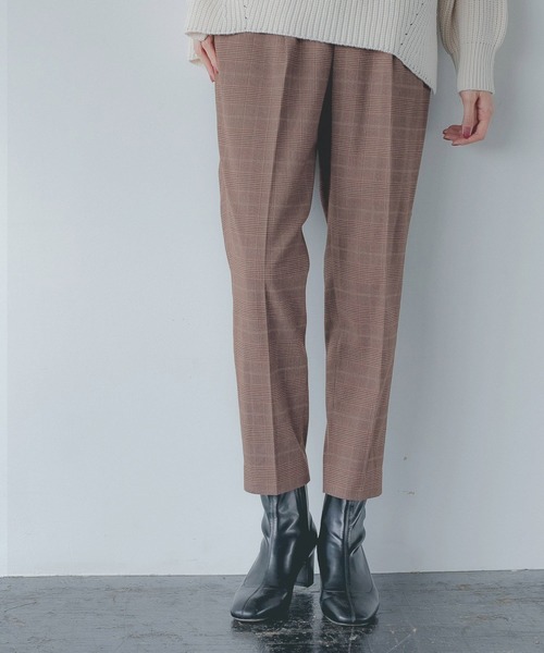 GLOBAL WORK(グローバルワーク)の「アッタカウツクシテーパーガラ/215856(その他パンツ・レディース・ダークブラウン/ネイビー/アイボリー/ライトベージュ・SMALL/MEDIUM/LARGE/X-LARGE/XX-LARGE/X-SMALL)」の2枚目の写真