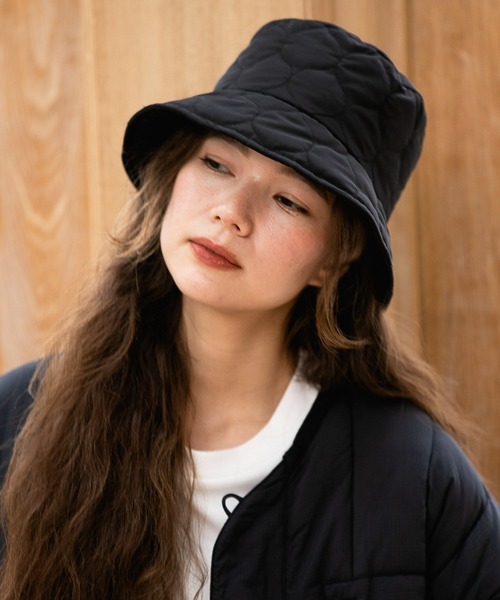 niko and...(ニコアンド)の「オリジナルキルティングバケットハット(ハット・レディース・ブラック/カーキ・FREE)」の18枚目の写真