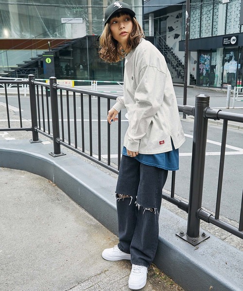 Dickies(ディッキーズ)の「Dickies/ディッキーズ オーバーサイズワッペンロンT(Tシャツ/カットソー・レディース・ブラック/カーキ/サックスブルー/ピンク/ブルー/オートミール/チャコール/ベージュ系2・M/L)」の9枚目の写真