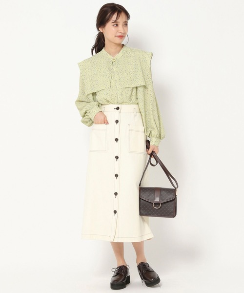 mysty woman（ミスティウーマン）の「ソフト花柄付け襟ブラウス 267555（シャツ/ブラウス・レディース・ブラック/イエロー/ライトベージュ・FREE）」の9枚目の写真