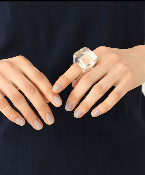 BEAMS BOY（ビームスボーイ）の「BEAMS BOY / クリア リング（リング・レディース・ホワイト/イエロー/オレンジ/グリーン/ホワイト系その他2/ライトブルー・ONE SIZE）」の2枚目の写真