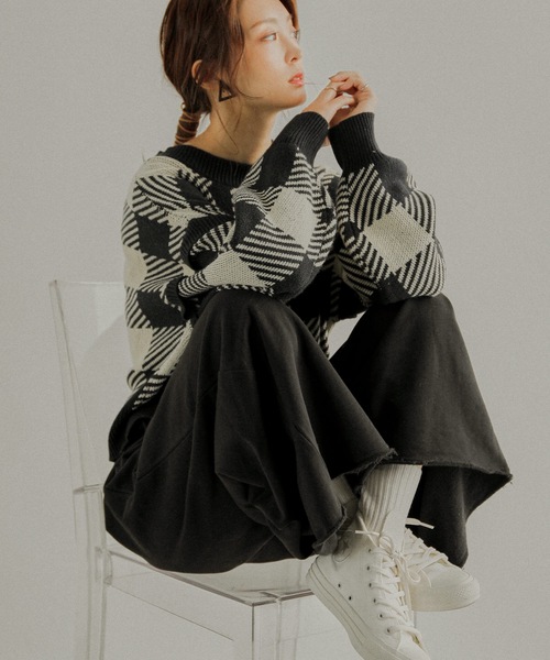 Fashion Letter(ファッションレター)の「裏起毛ゆったりロング丈ワイドパンツ(スウェットパンツ・レディース・ブラック/ライトカーキ/杢グレー・M~L/4L~5L/LL~3L)」の2枚目の写真